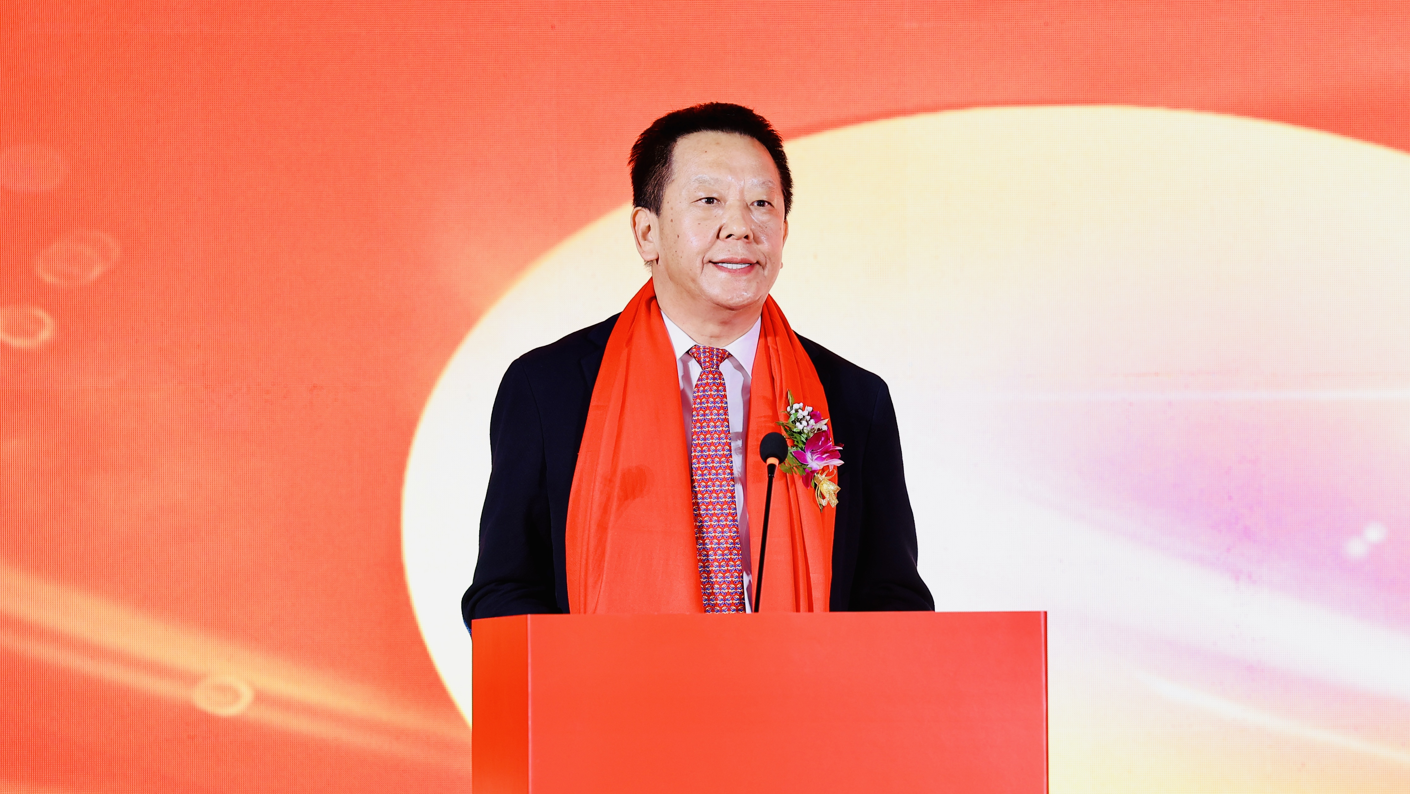 今年会·jnh微举行上市仪式，正式登陆A股科创板